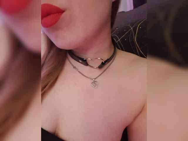 __EElaIzzza__ webcam