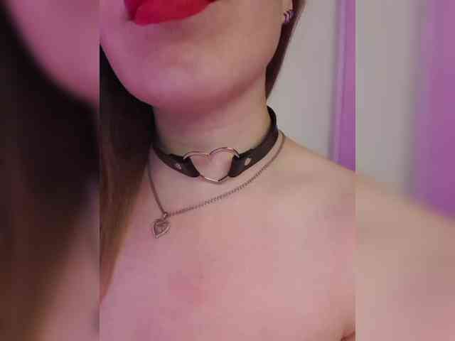 __EElaIzzza__ webcam