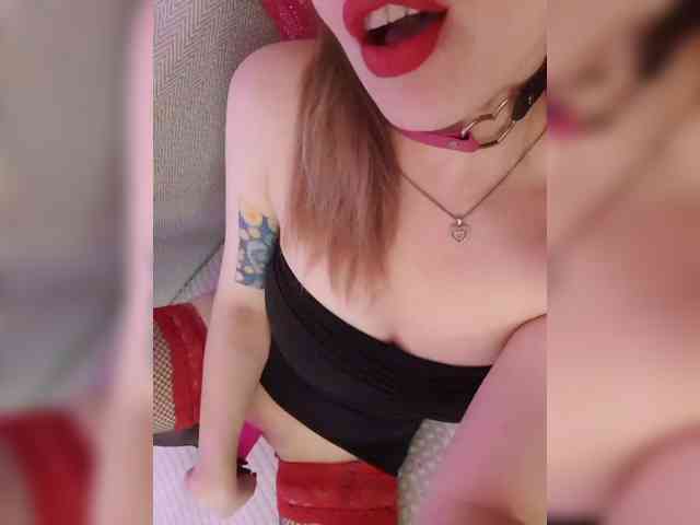 __EElaIzzza__ webcam