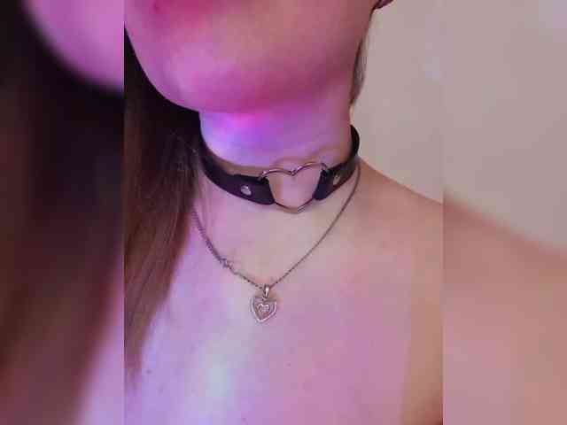 __EElaIzzza__ webcam