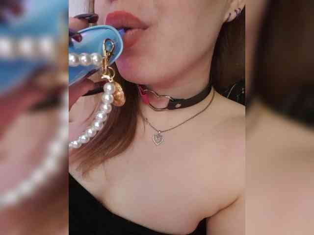 __EElaIzzza__ webcam