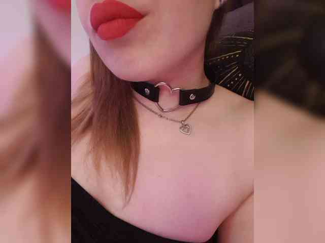 __EElaIzzza__ webcam