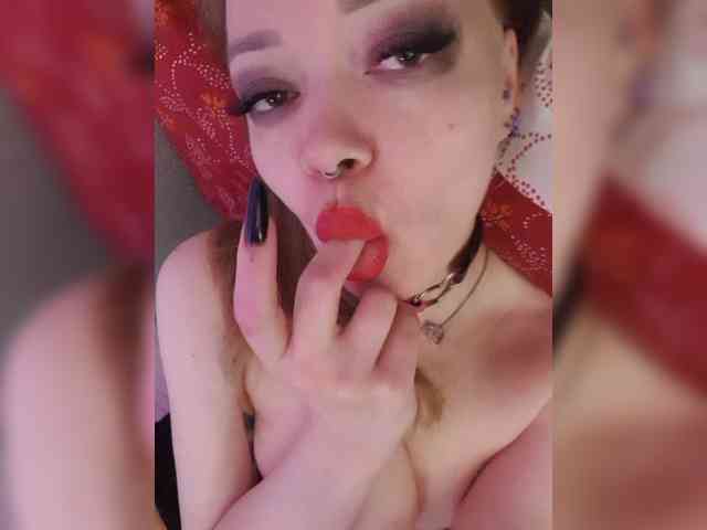 __EElaIzzza__ webcam