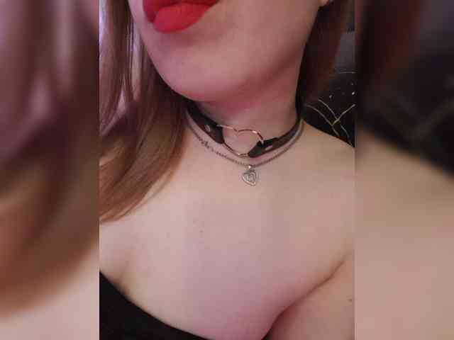 __EElaIzzza__ webcam