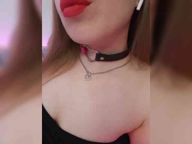 __EElaIzzza__ webcam