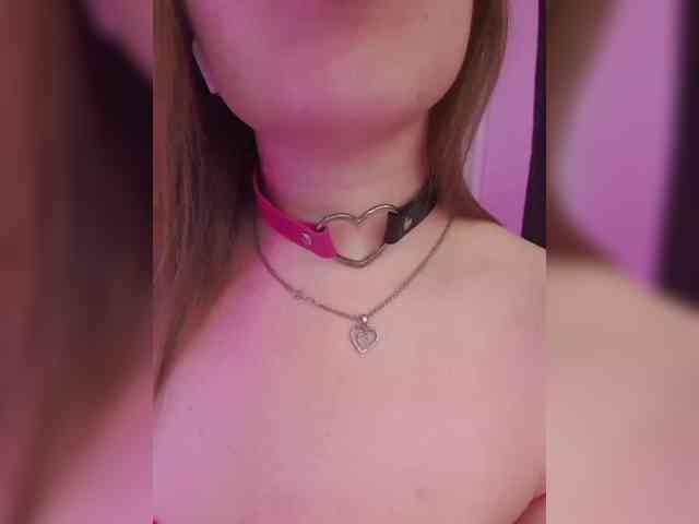 __EElaIzzza__ webcam