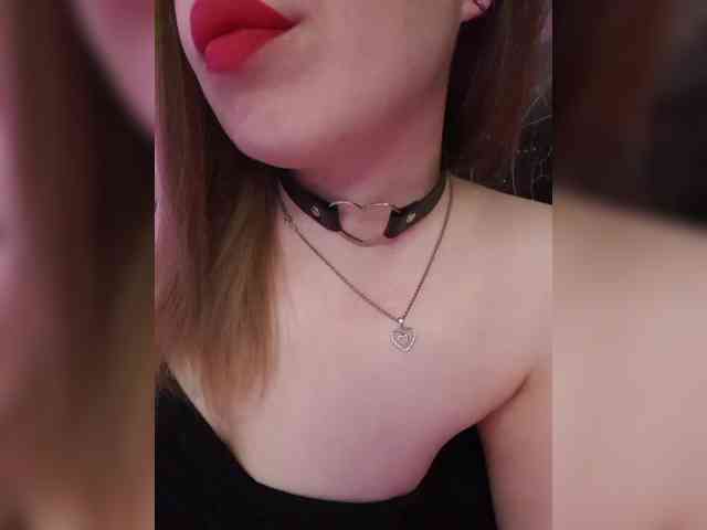__EElaIzzza__ webcam