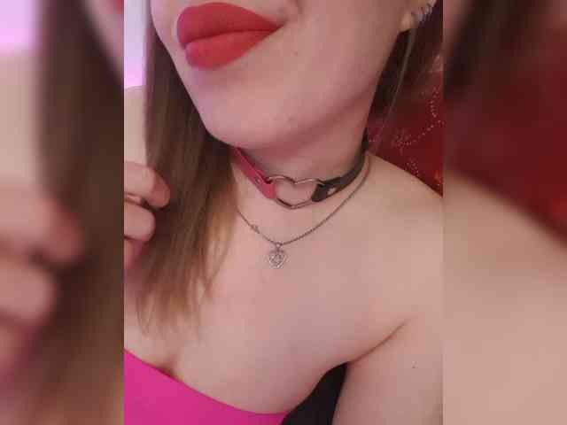 __EElaIzzza__ webcam