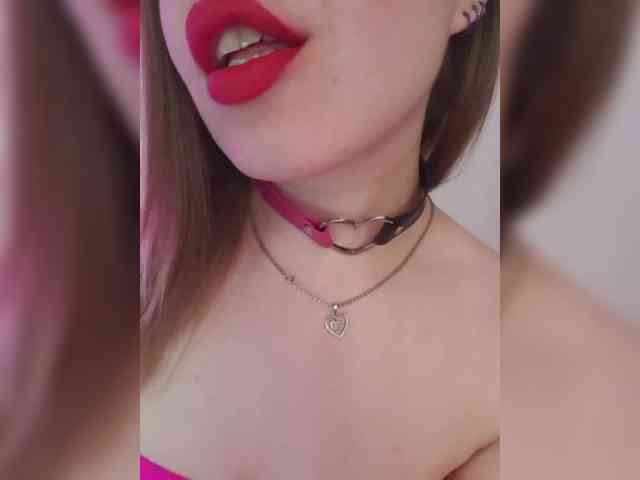 __EElaIzzza__ webcam