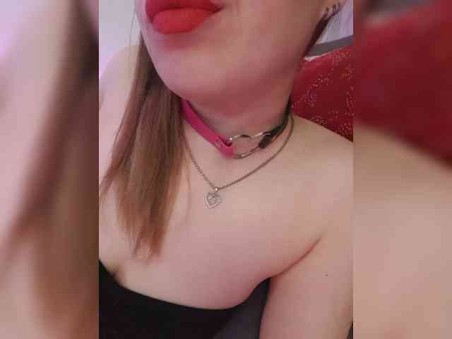 __EElaIzzza__ webcam
