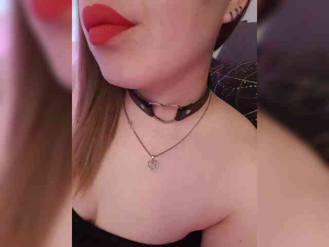 __EElaIzzza__ webcam