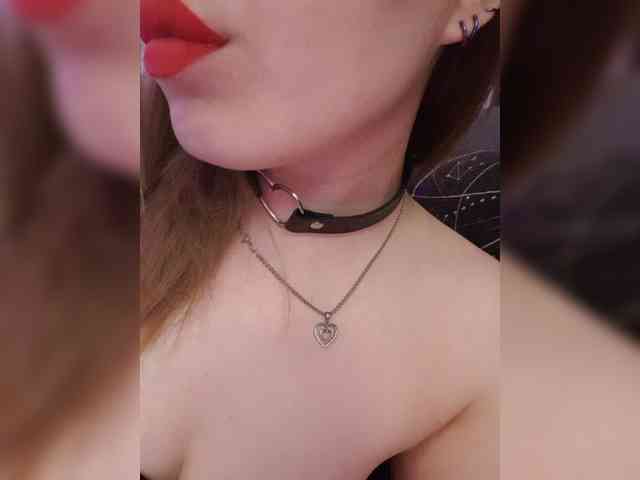 __EElaIzzza__ webcam