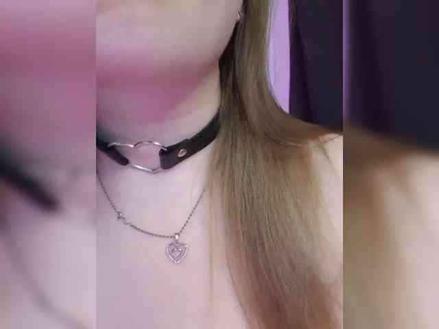 __EElaIzzza__ webcam