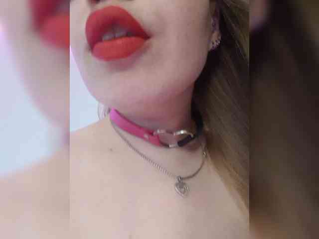 __EElaIzzza__ webcam