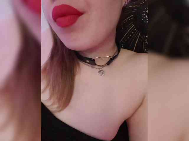 __EElaIzzza__ webcam