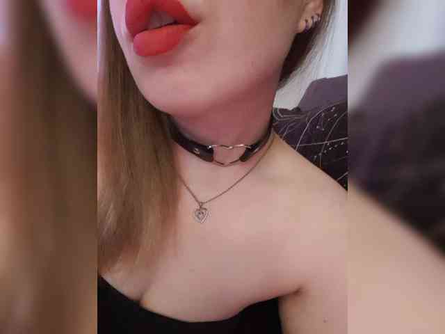 __EElaIzzza__ webcam