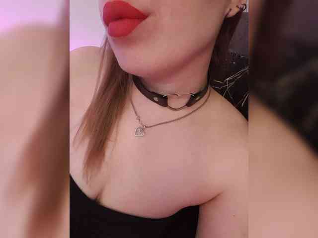 __EElaIzzza__ webcam