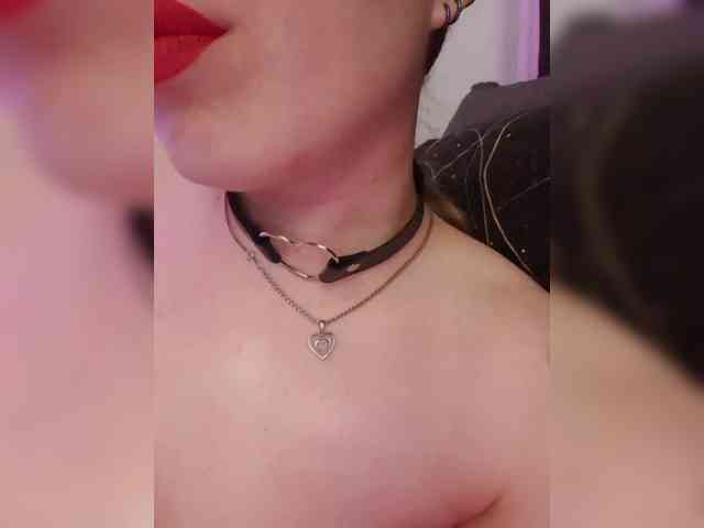 __EElaIzzza__ webcam