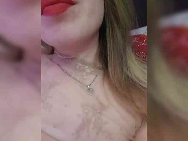 Модель: __EElaIzzza__