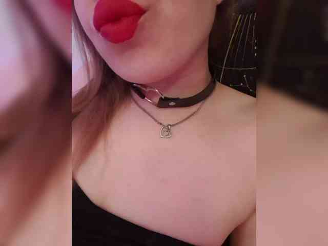 __EElaIzzza__ webcam