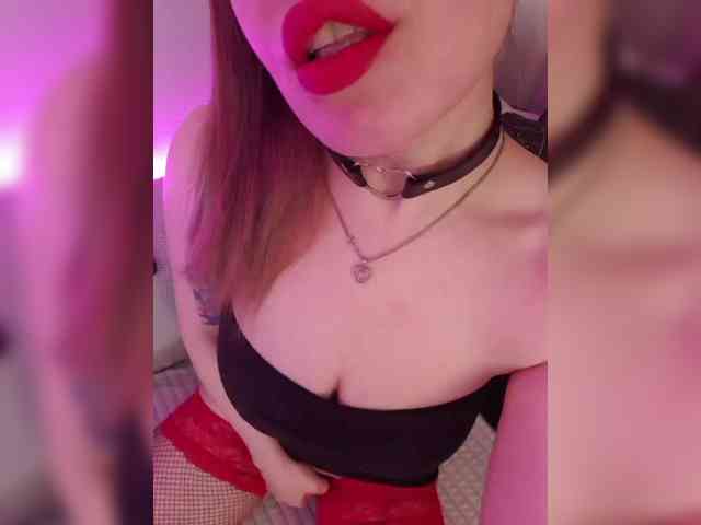 __EElaIzzza__ webcam