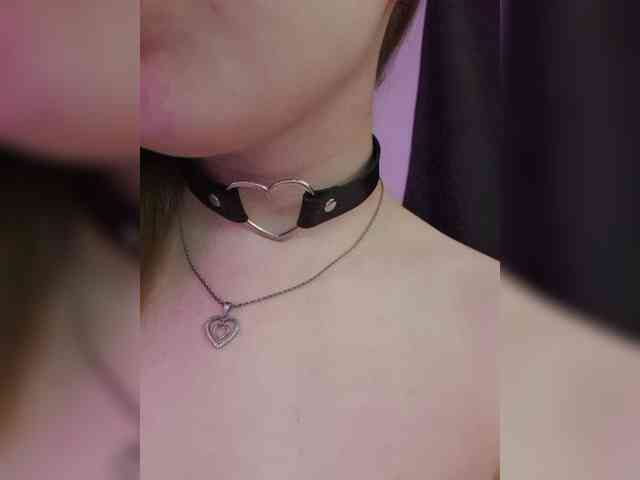 __EElaIzzza__ webcam