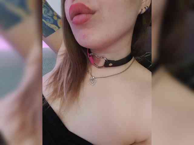 __EElaIzzza__ webcam