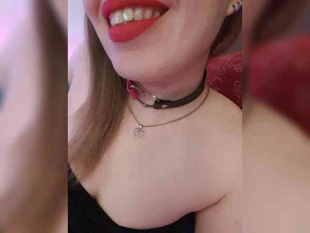 __EElaIzzza__ webcam