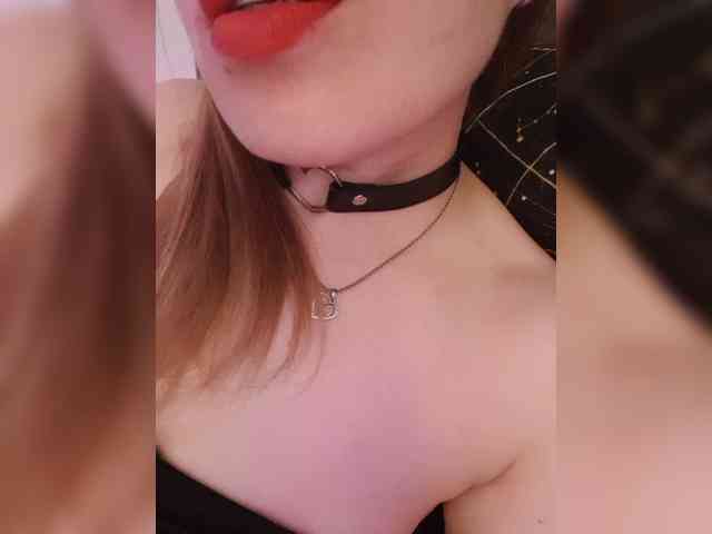 __EElaIzzza__ webcam