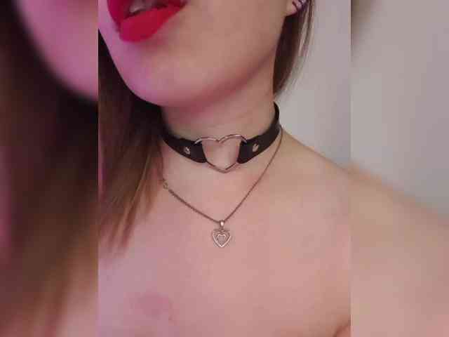 __EElaIzzza__ webcam