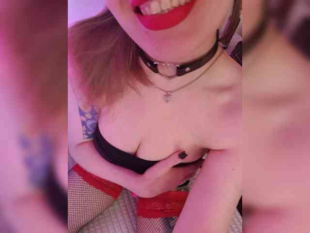 __EElaIzzza__ webcam