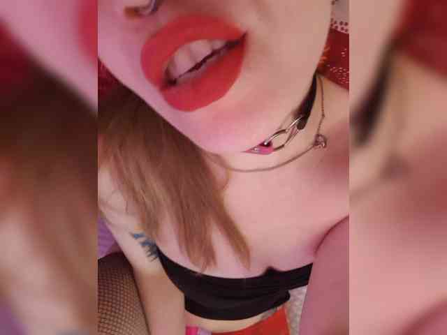 __EElaIzzza__ webcam