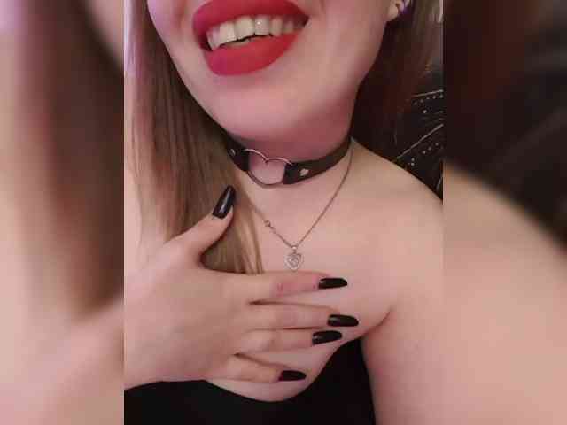 __EElaIzzza__ webcam