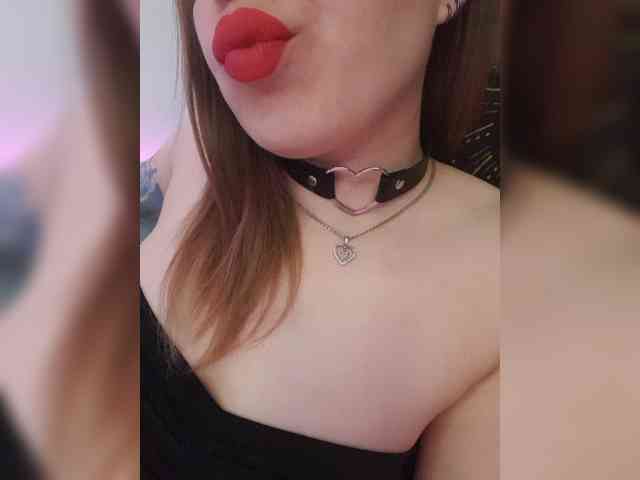 __EElaIzzza__ webcam