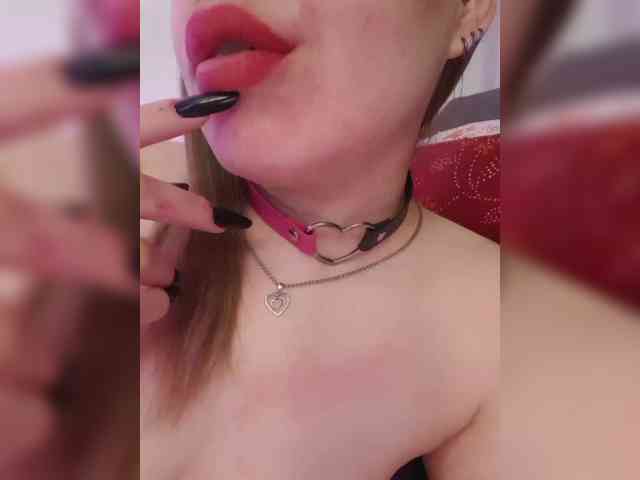 __EElaIzzza__ webcam