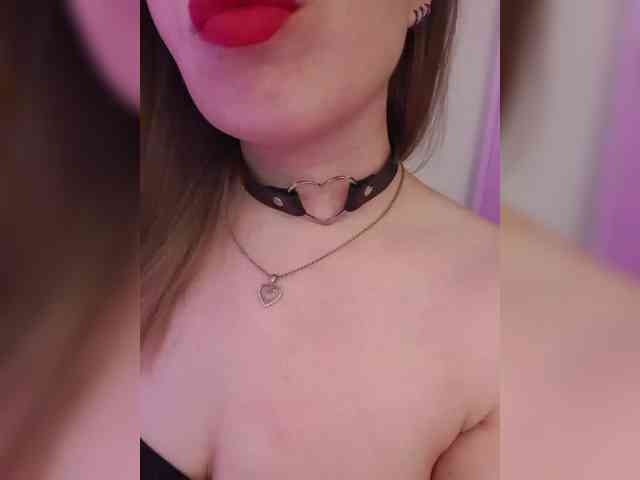 __EElaIzzza__ webcam