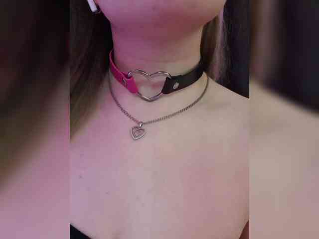 __EElaIzzza__ webcam
