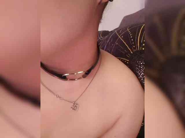 __EElaIzzza__ webcam
