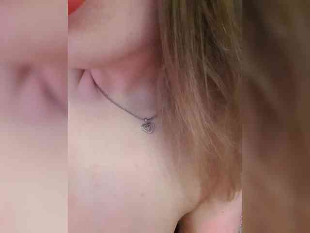 __EElaIzzza__ webcam