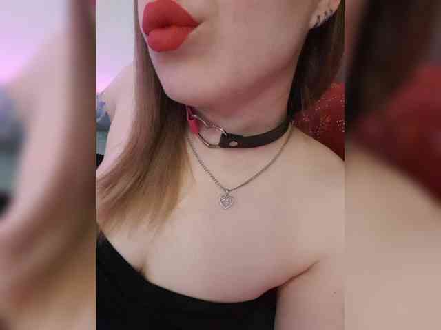 __EElaIzzza__ webcam
