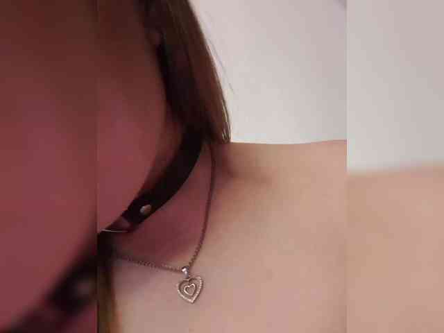 __EElaIzzza__ webcam