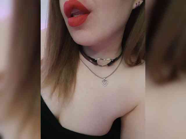 __EElaIzzza__ webcam