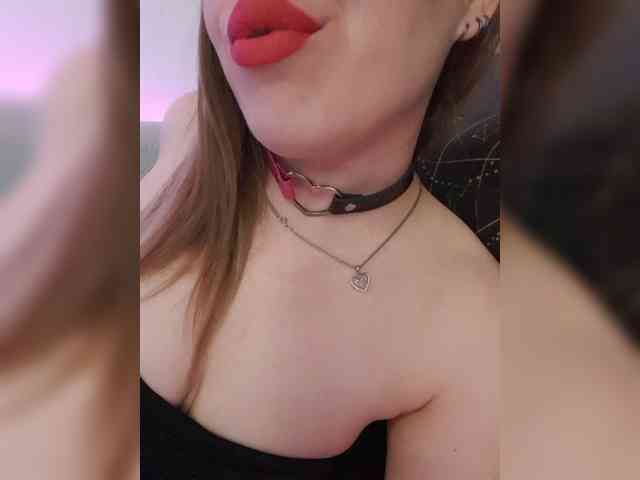 __EElaIzzza__ webcam