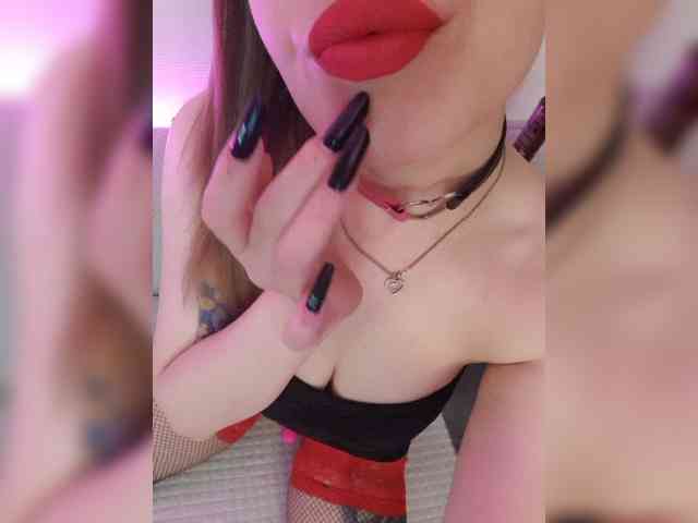 __EElaIzzza__ webcam