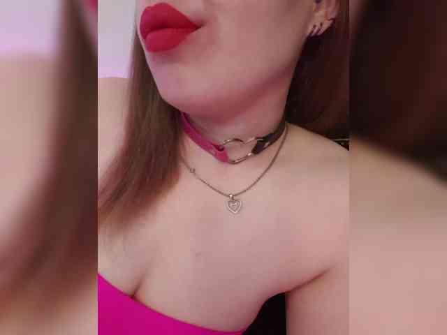 __EElaIzzza__ webcam