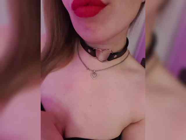 __EElaIzzza__ webcam