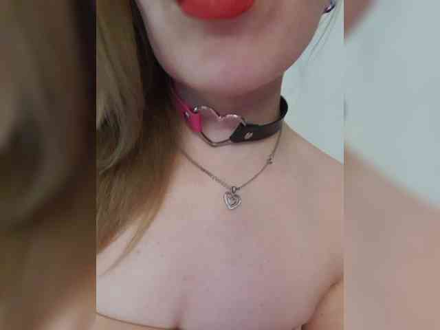 __EElaIzzza__ webcam