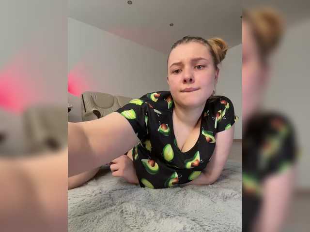 jucieLussie live cam on BongaCams