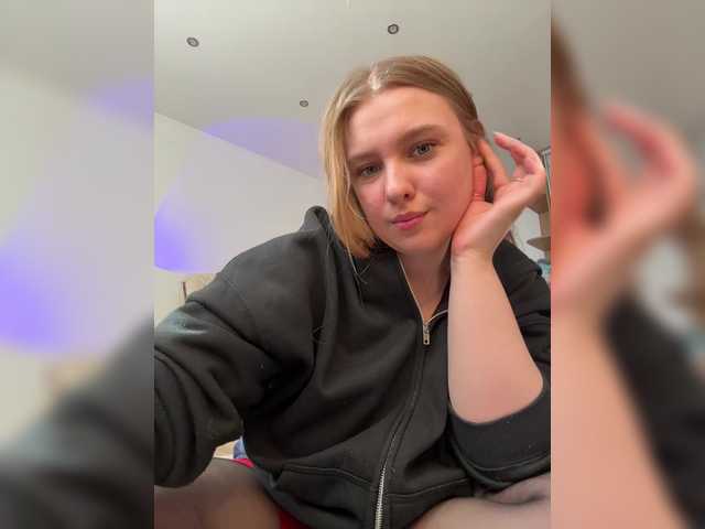 jucieLussie room chat