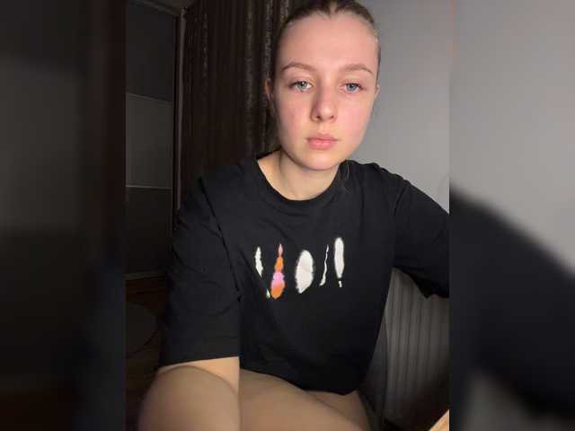 Jucielussie — live female cam